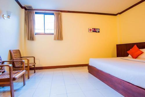 Bauman-Ville Hotel Patong Room Type - Deluxe Family Room