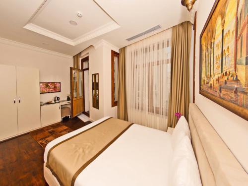 Nusretbey Hotel Room Type - Superior Double Room with Balcony Nusretbey Hotel Room Type - Superior Double Room with Balcony