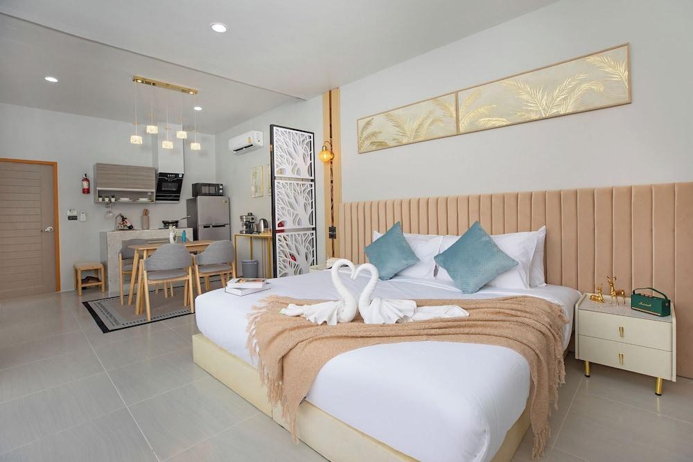 Best Time Pool Suites, Phuket