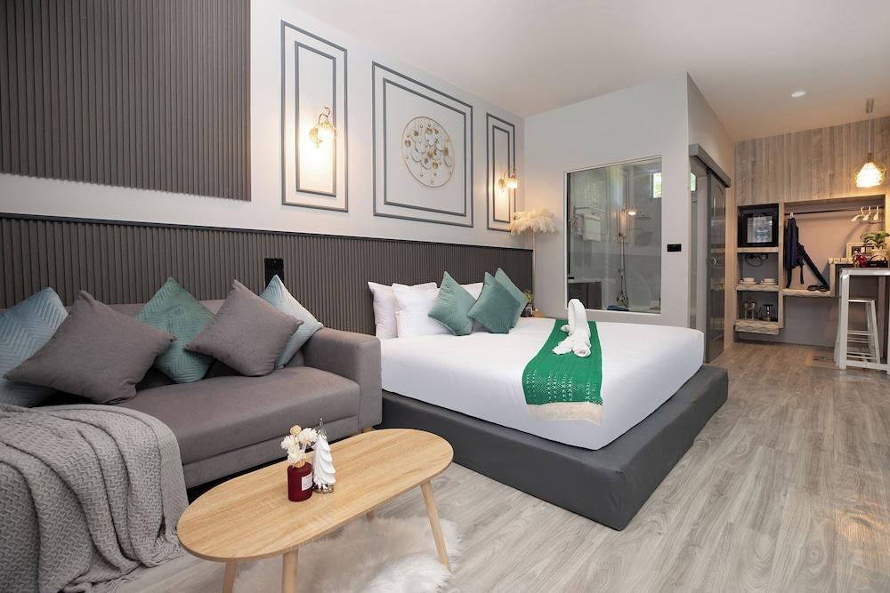 Best Time Pool Suites, Phuket Room Type - Junior Double or Twin Room