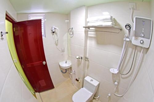 TOURIST INN Room Type - Deluxe Double Room (Free Return Airport Transfer) TOURIST INN Room Type - Deluxe Double Room (Free Return Airport Transfer)