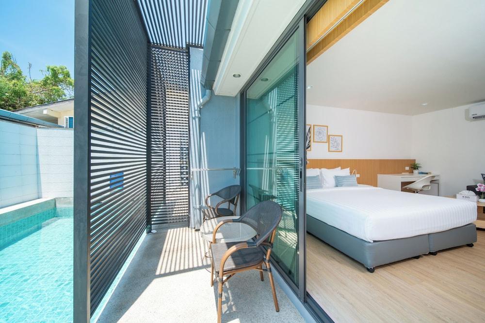 Xen Pool Access Room Type - Premier Deluxe Pool Access