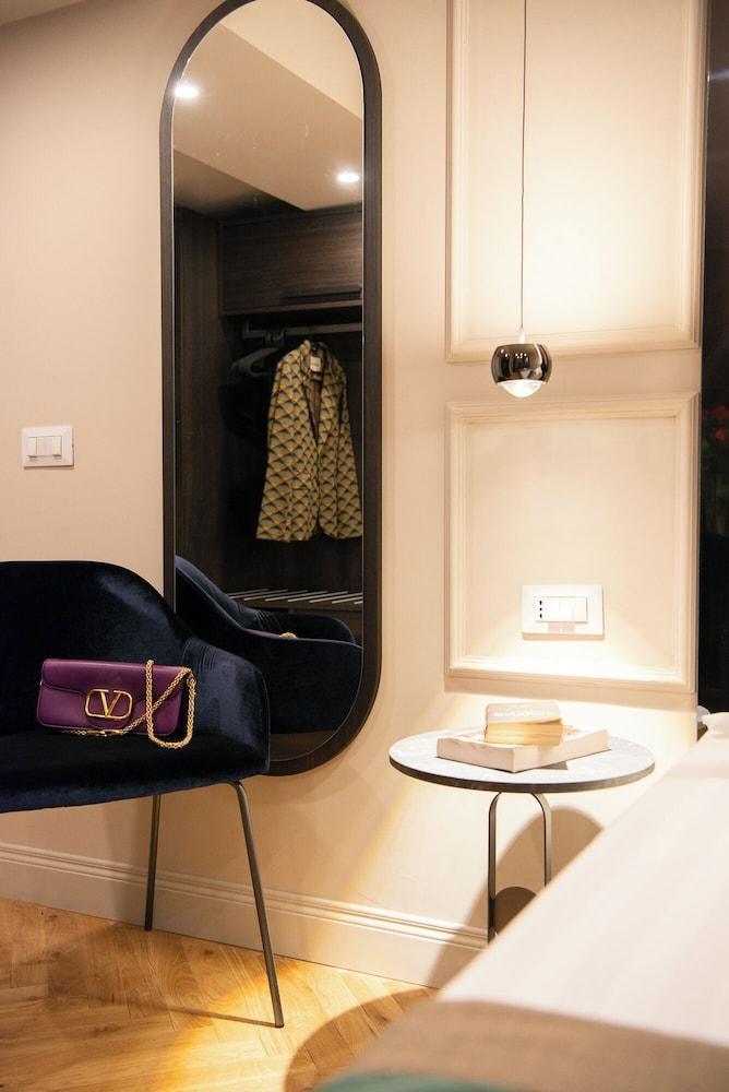 H77 Apartments - Maison D'Art Collection Room Type - Panoramic Apartment, City View
