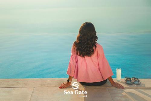 Sea Gate Resort - Tap to explore photos