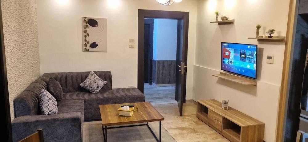 Unique 2bedroom at Abdoun 001 - Tap to explore photos