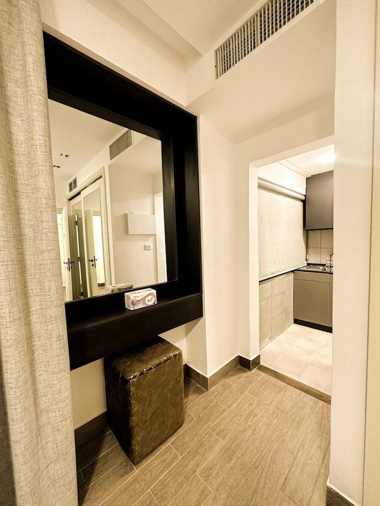 Central Apartment For Rent 31 - Tap to explore photos