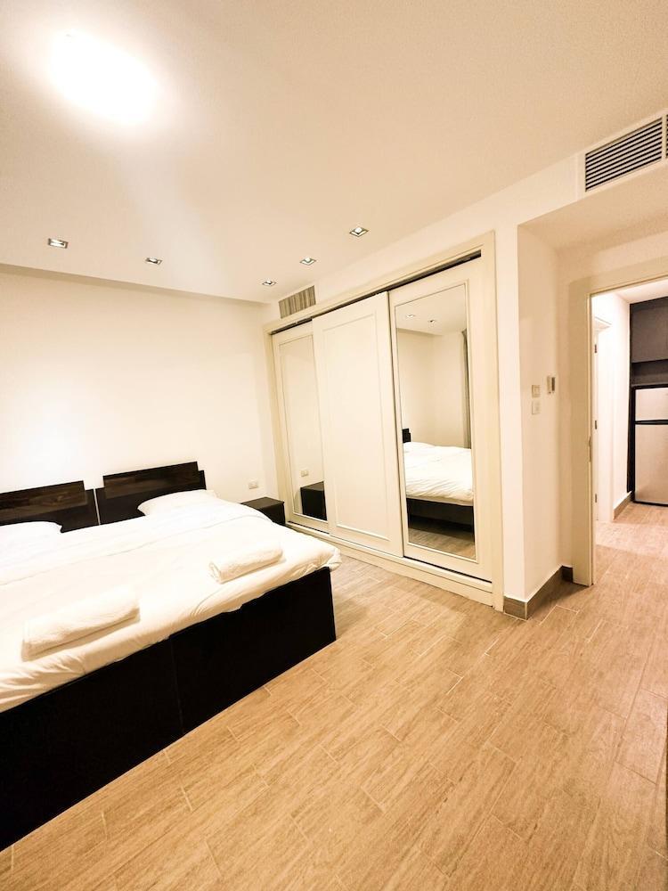 Central Apartment For Rent 26 Room Type - Apartment, 1 Bedroom, Accessible, Smoking