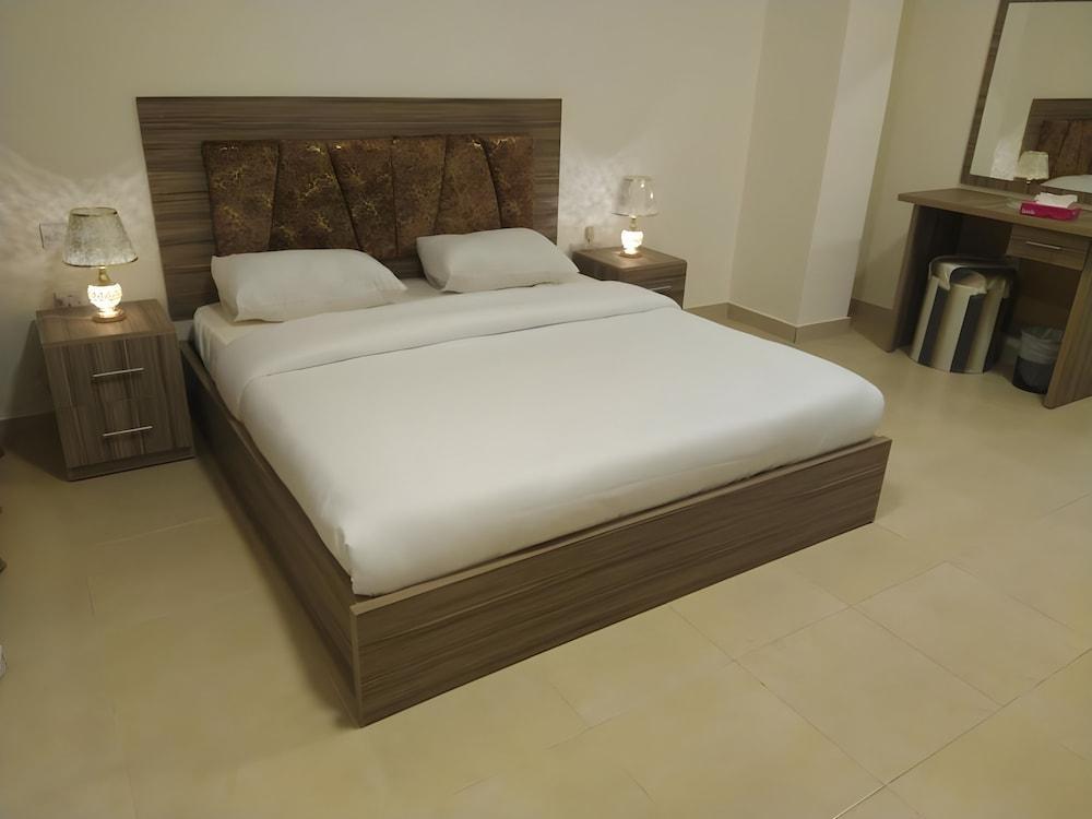 El RAYYAN HOTEL Room Type - Suite, Private Bathroom, City View El RAYYAN HOTEL Room Type - Suite, Private Bathroom, City View