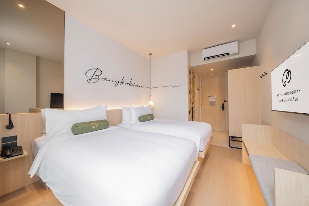 Hotel Bangkokian Room Type - Park View