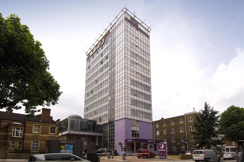 Premier Inn London Hammersmith (Ravenscourt Park)