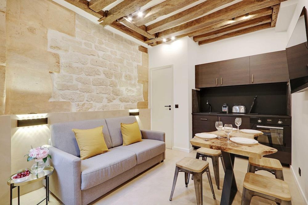 Authentic Apartment - 1br/4p - Le Marais - Tap to explore photos