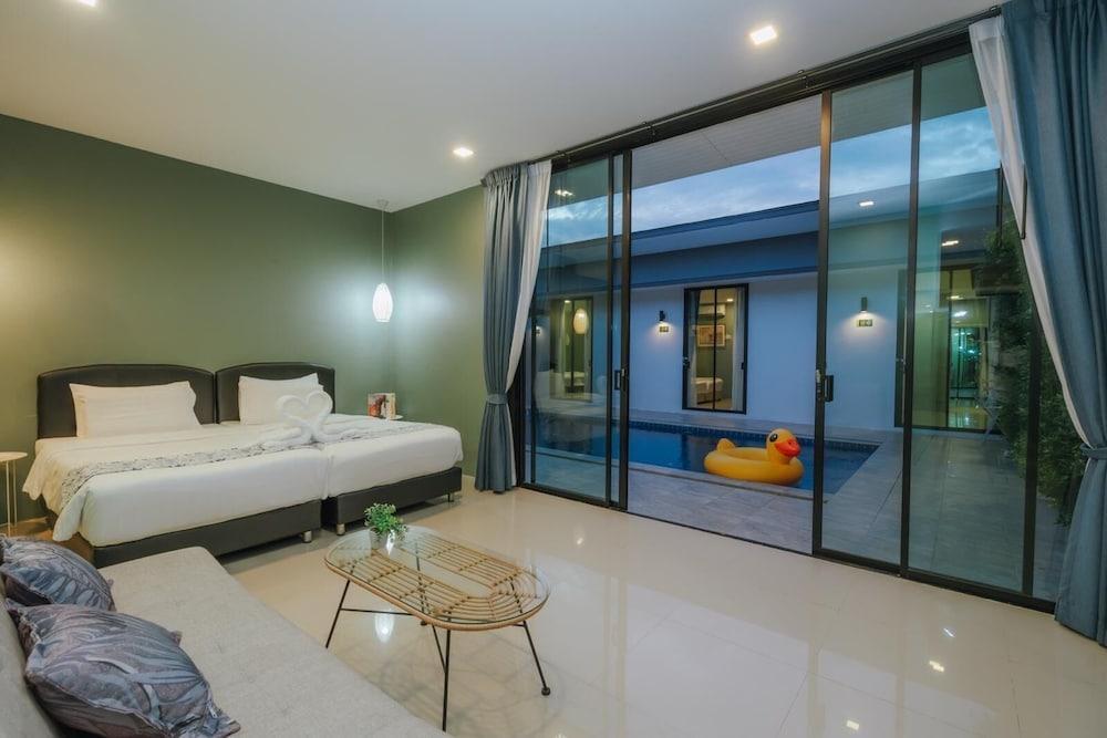 58 Pool Villa Room Type - Basic Suite