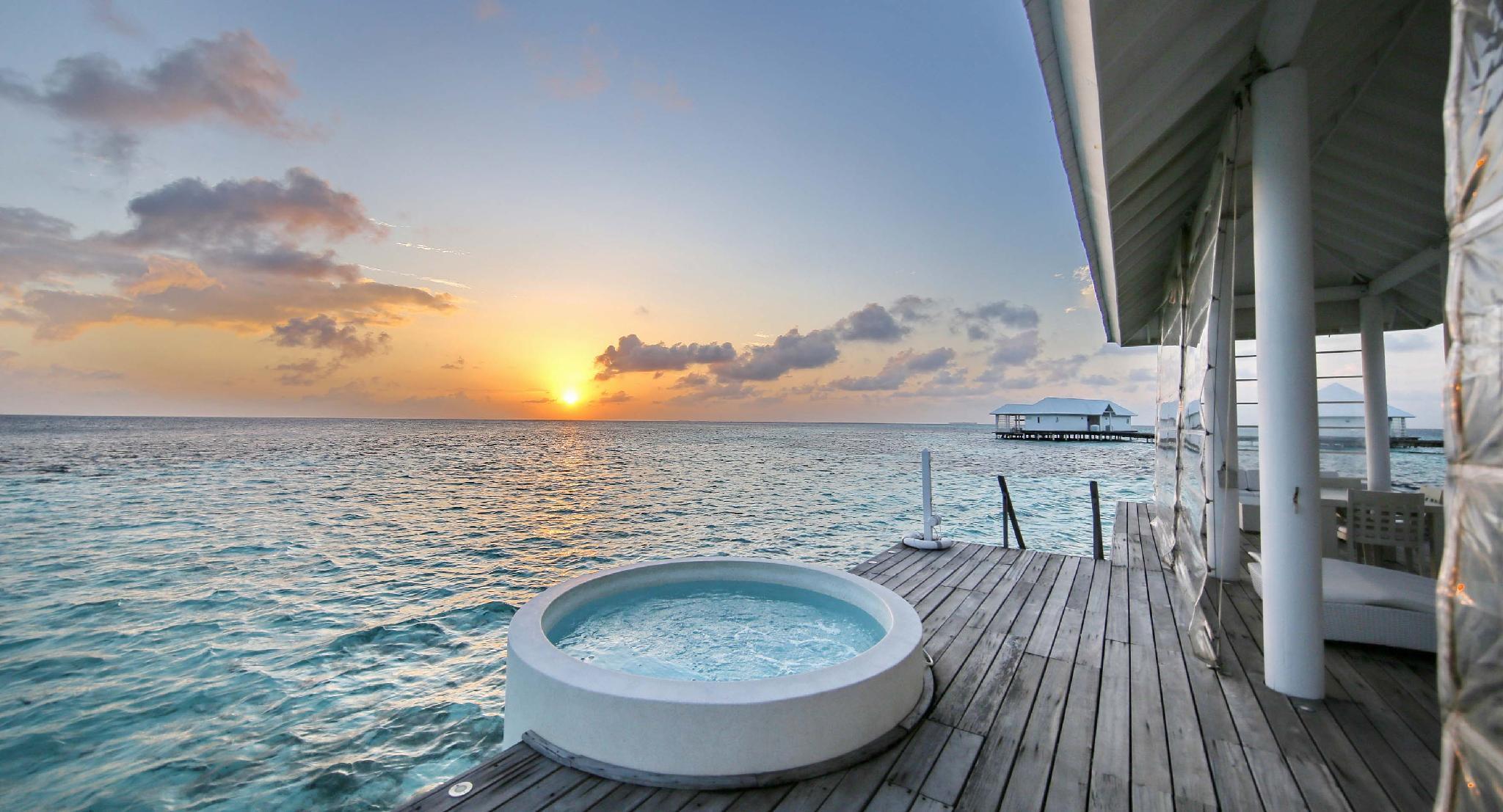 Diamonds Athuruga Maldives Resort & Spa - Tap to explore photos