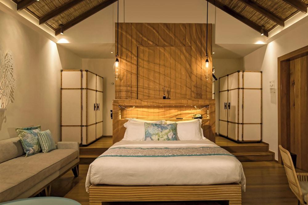Constance Moofushi Maldives - All Inclusive Room Type - Villa (Water)