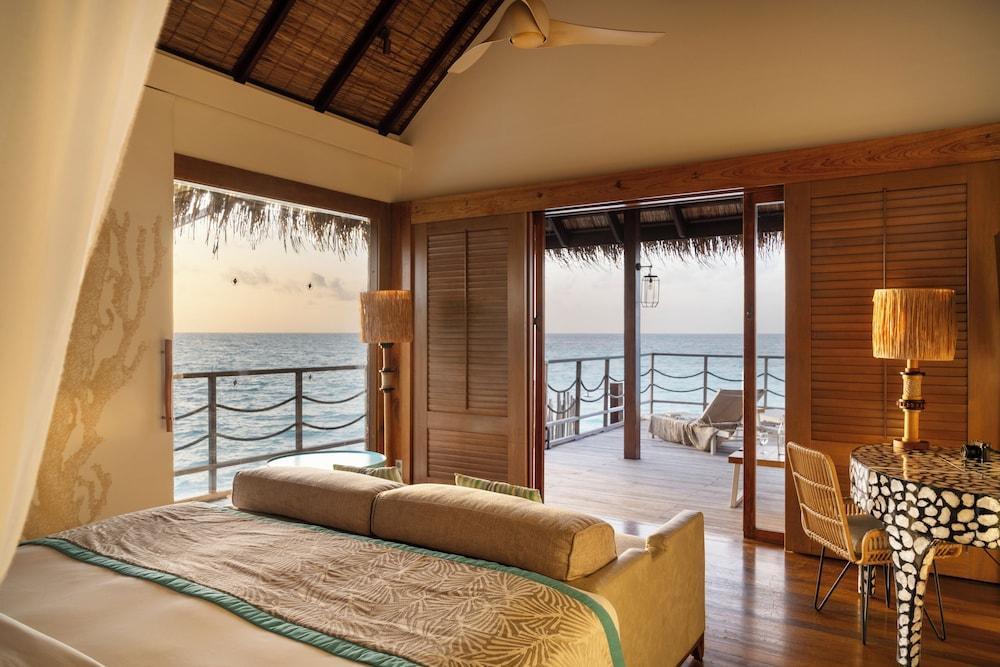 Constance Moofushi Maldives - All Inclusive Room Type - Senior Villa (Water)