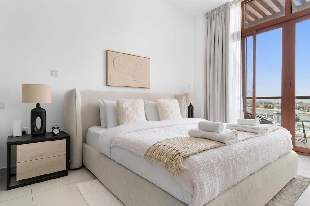 Silkhaus Seaside Studio | Palm Views West Tower
