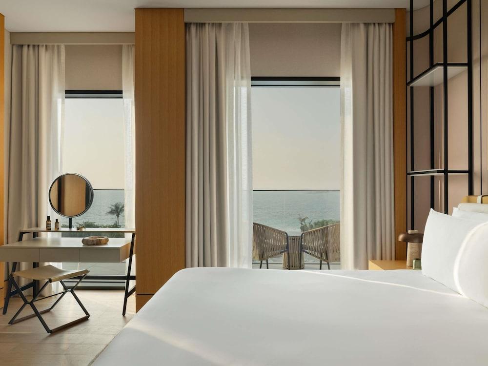 Delano Dubai Room Type - The Collins Suite