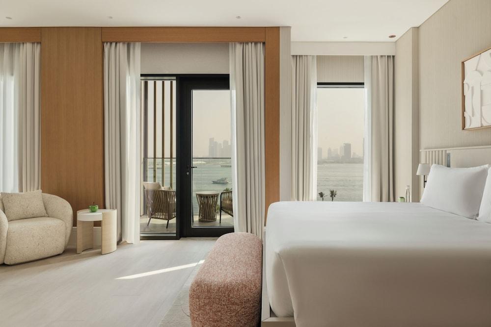 Delano Dubai Room Type - Waking Eclipse One Bedroom Suite - Sea View