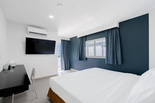 Terminal2 Phuket Hotel