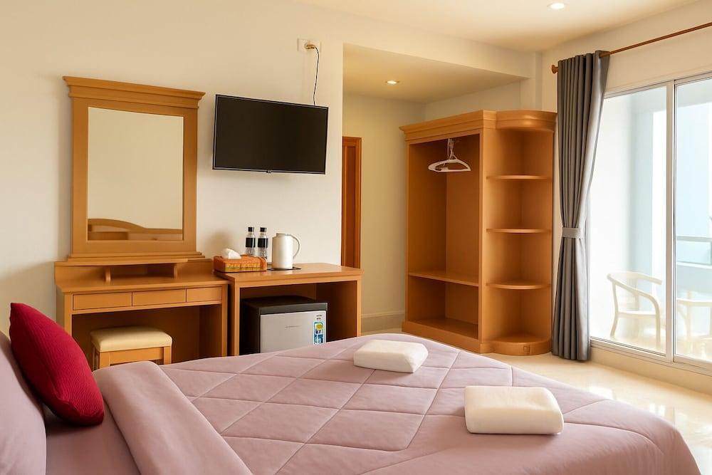 Srisuksan Klong Muang Beach Room Type - Deluxe Double Room, 1 King Bed, Balcony, Sea View