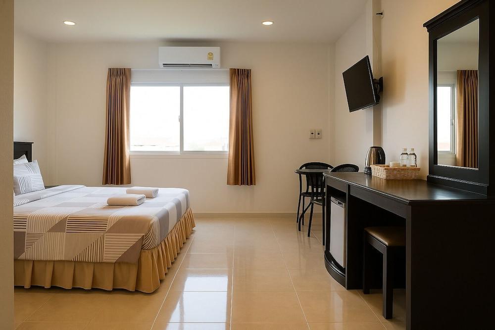 Srisuksan Klong Muang Beach Room Type - Superior Room