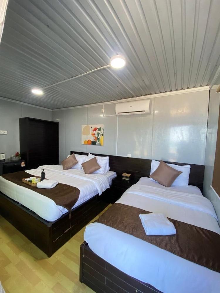 Cenanghill Beachfront Langkawi Room Type - Family Suite, Sea View