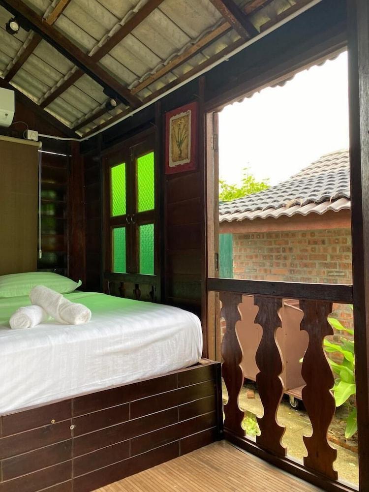 Cenanghill Beachfront Langkawi Room Type - Traditional Chalet, Beachfront