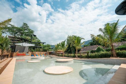 Summer Club and Hostel Ao Nang - Tap to explore photos