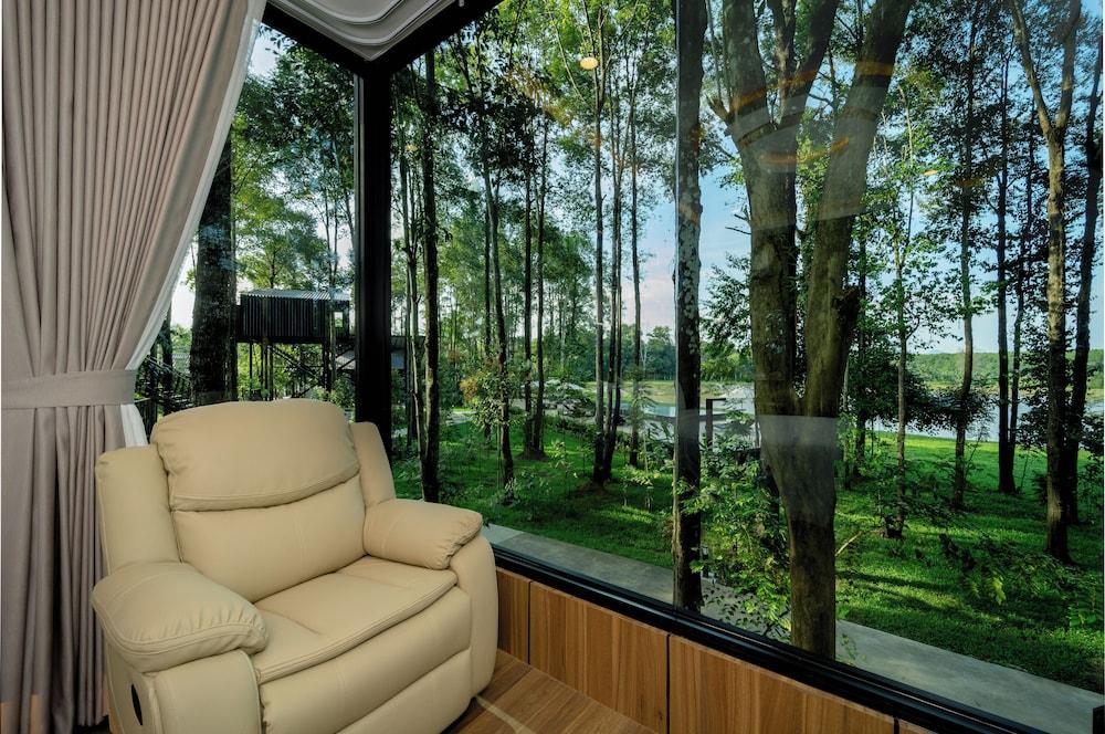 High Tree Resort Co.,Ltd. - Tap to explore photos