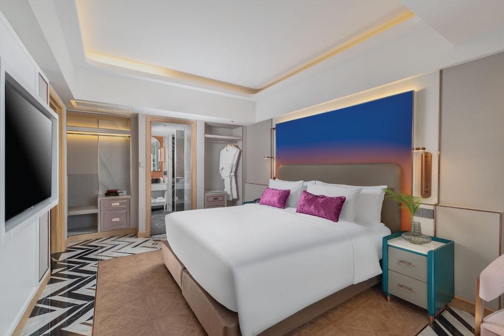 Pipa Hotel Bangkok Sukhumvit 11 Room Type - Pipa Suite with club privileges Pipa Hotel Bangkok Sukhumvit 11 Room Type - Pipa Suite with club privileges