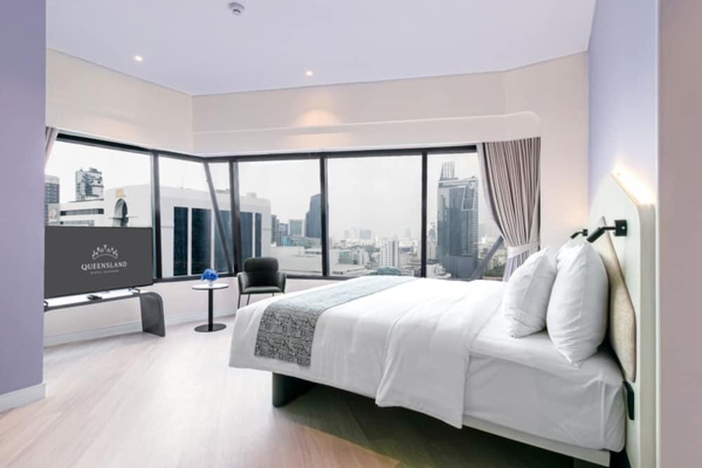 QUEENSLAND HOTEL BANGKOK Room Type - Family Bunk Suite QUEENSLAND HOTEL BANGKOK Room Type - Family Bunk Suite