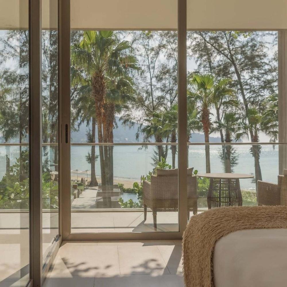 Twinpalms MontAzure Phuket Room Type - Azure Sea View Suite