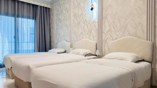 Belvilla Luxury San Marino Near Deira Clock Tower Room Type - Deluxe Triple