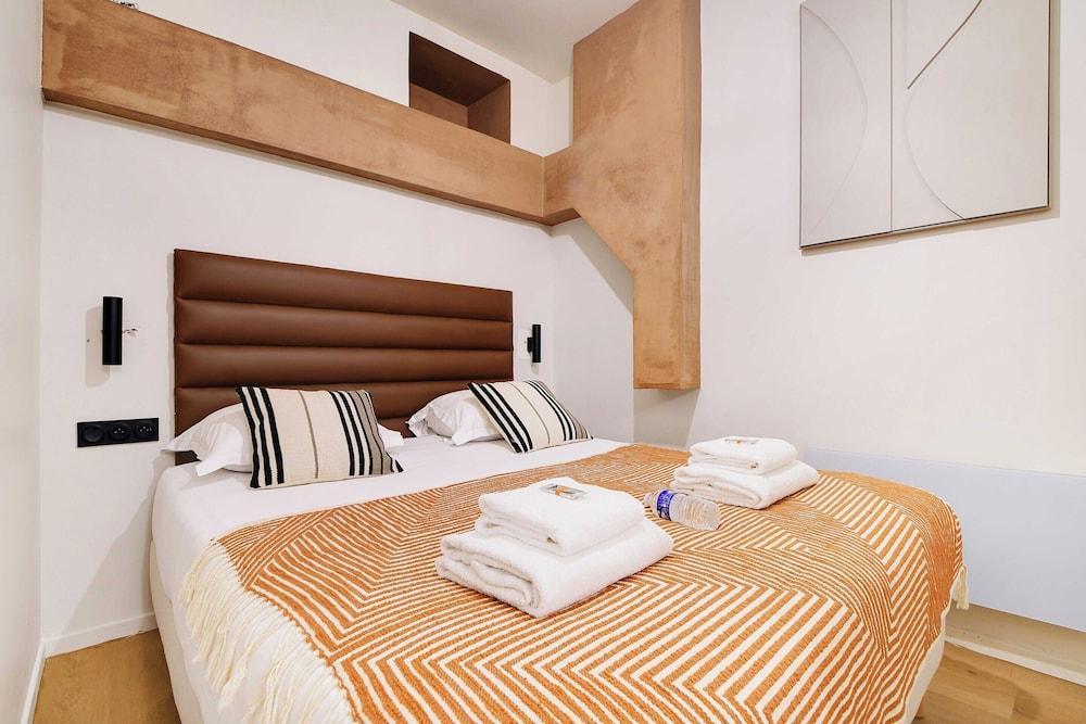 Sublime Apartment - 3br/8p - Sentier / Grand Rex - Tap to explore photos