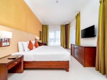 StarMetro Deira Hotel Apartments - Tap to explore photos
