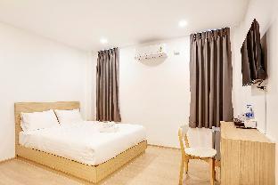 Takka Hotel - Bangna - Tap to explore photos
