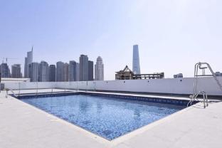 Sunday Sheikh Zayed Road Concord Tower Studio by Belvilla - Tap to explore photos
