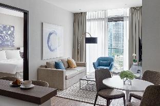 Jumeirah Living Marina Gate Hotel - Tap to explore photos