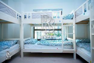 RB Hostel JBR Room Type - Mixed Dormitory - 10 Bunk Beds