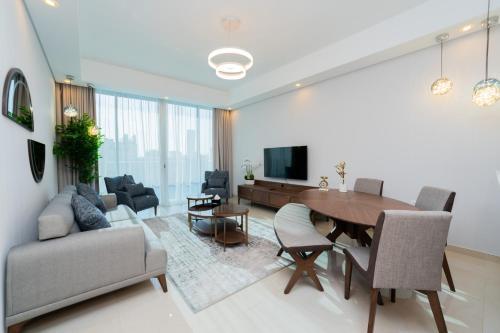 Kasco Homes Holidays LLC - Waves Tower Business Bay Room Type - 1 Bedroom Deluxe