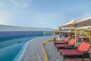 Dancenter Luxury Holiday International Dubai - Tap to explore photos