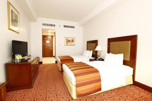 Dancenter Luxury Holiday International Dubai