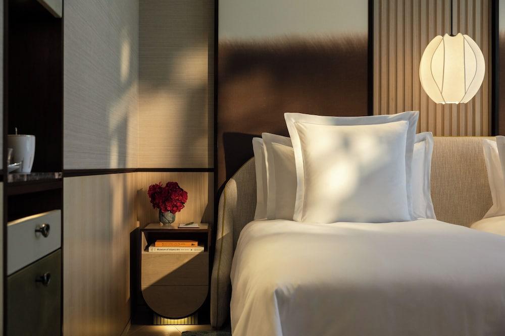 Rosewood Doha Room Type - Deluxe Twin Gulf View Room
