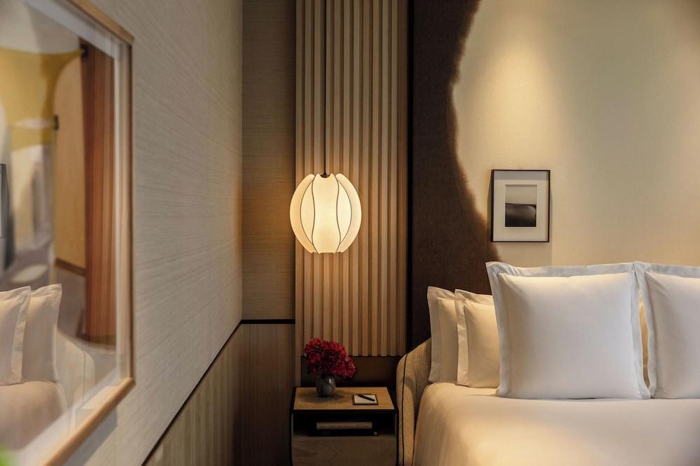Rosewood Doha Room Type - Deluxe King Lusail View Room