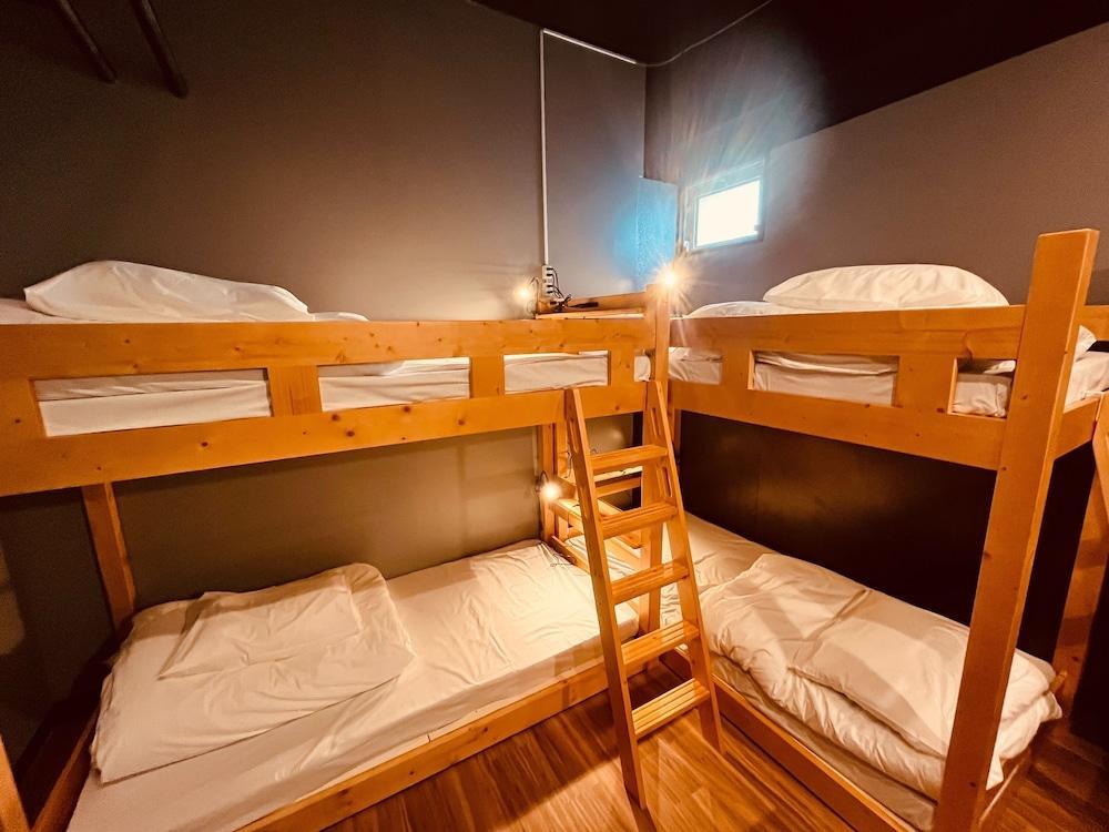 Mikami Asakusabashi Hotel Room Type - Quadruple Room