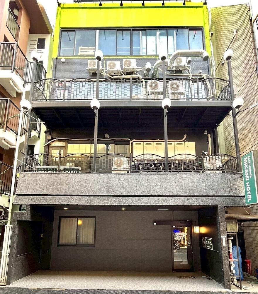 Mikami Asakusabashi Hotel - Tap to explore photos