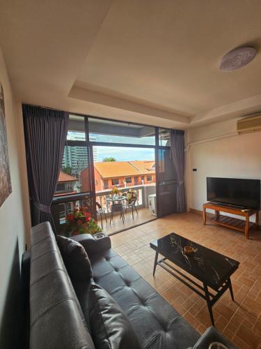 Candy Beach Seaview Jomtien Room Type - One-Bedroom Apartment with Sea View and Balcony Candy Beach Seaview Jomtien Room Type - One-Bedroom Apartment with Sea View and Balcony