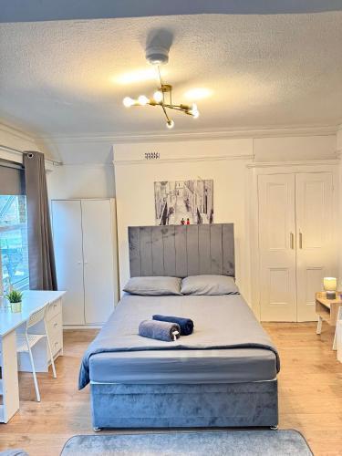 The Prestige Suite - London