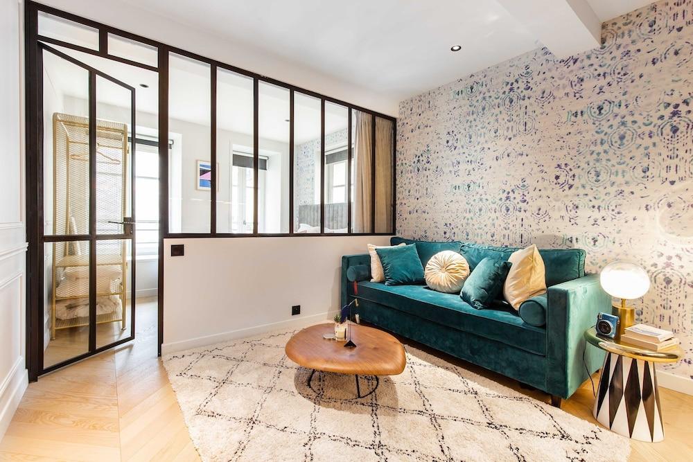 Magnificent 1br/4p Apartment - Montorgueil 5 - Tap to explore photos
