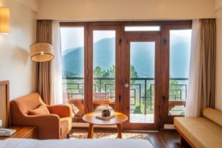 Lobesa Boutique Hotel - Tap to explore photos